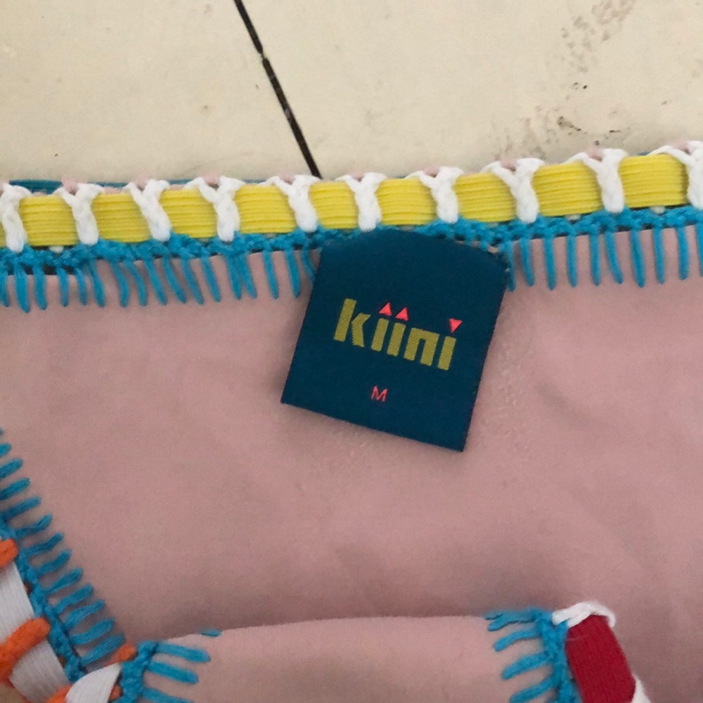 KIINI SIZE M  RARE BIKINI USED CONDITION - Picture 3 of 7